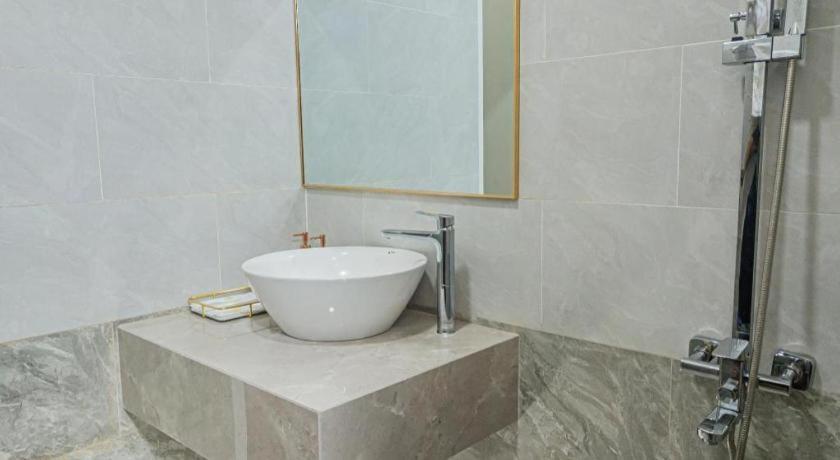 Yurii Hotel Phan Thiết Extérieur photo